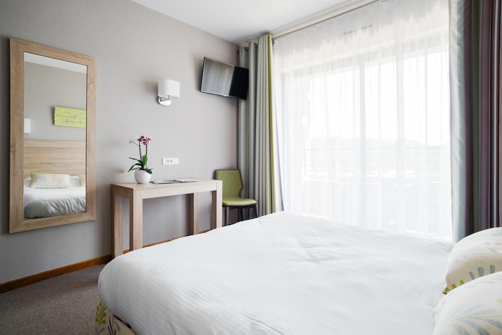 Logis Hotel Restaurant La Porte Des Cevennes Anduze Zewnętrze zdjęcie