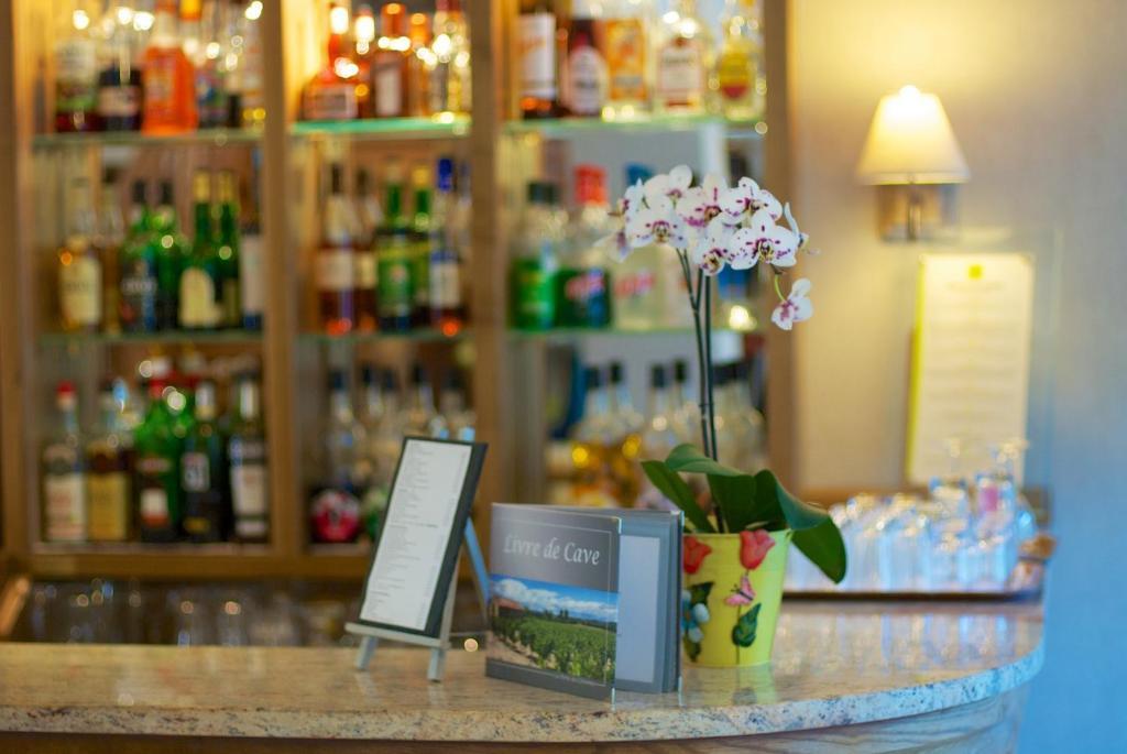 Logis Hotel Restaurant La Porte Des Cevennes Anduze Zewnętrze zdjęcie