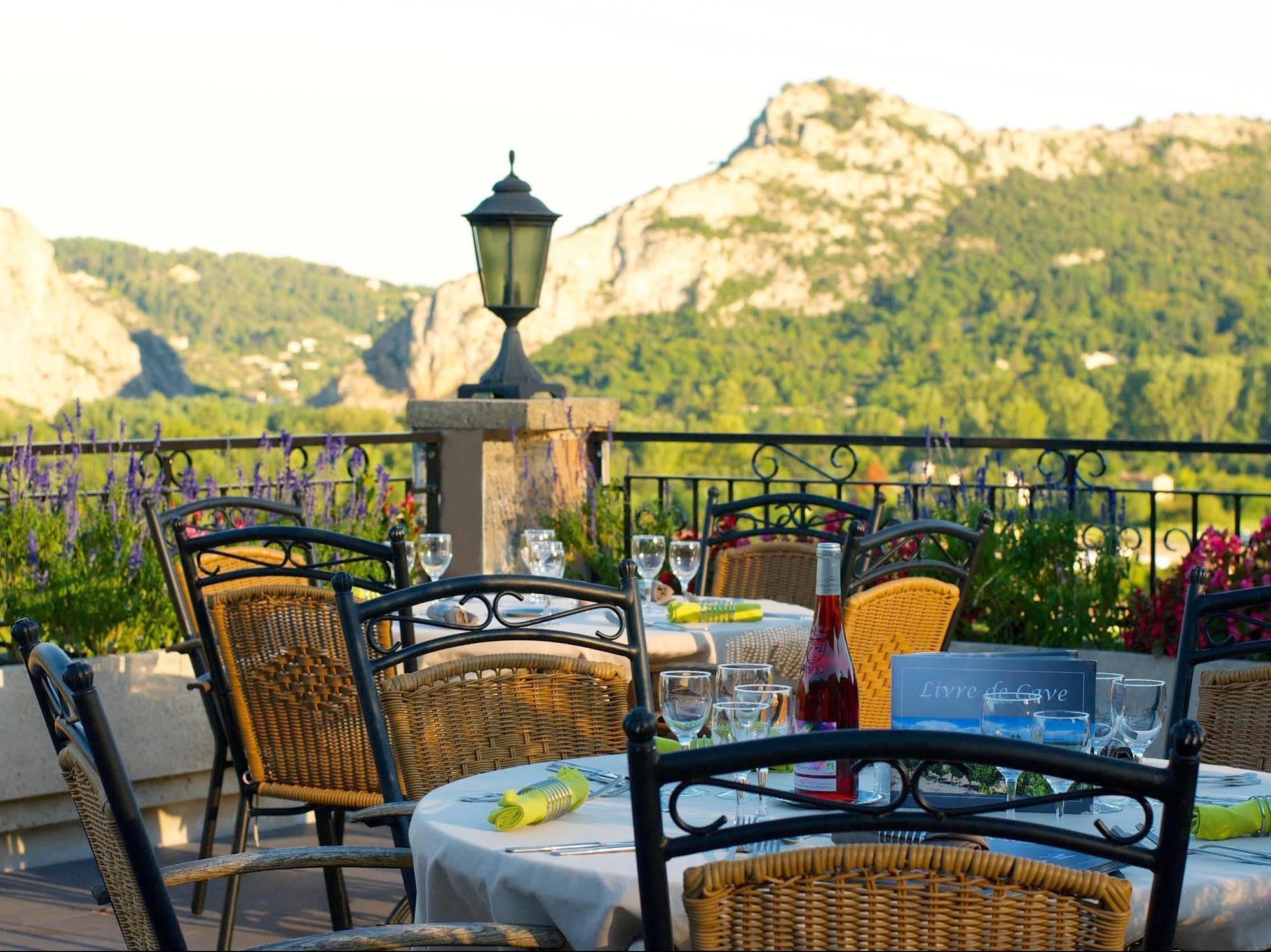 Logis Hotel Restaurant La Porte Des Cevennes Anduze Zewnętrze zdjęcie