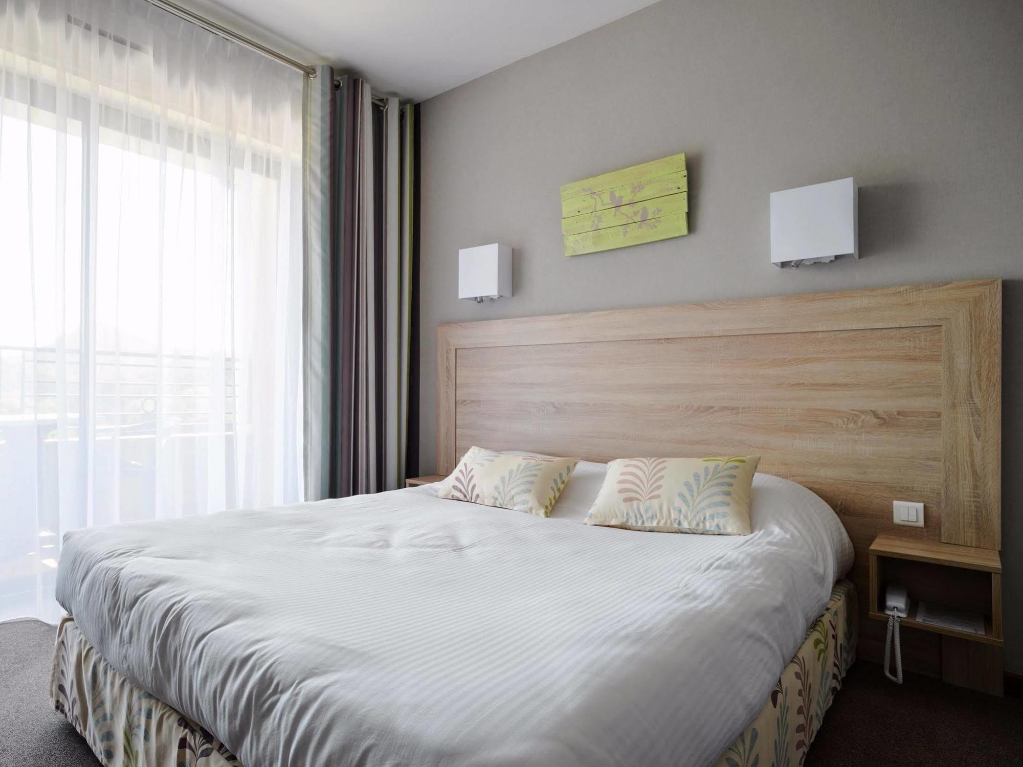 Logis Hotel Restaurant La Porte Des Cevennes Anduze Zewnętrze zdjęcie